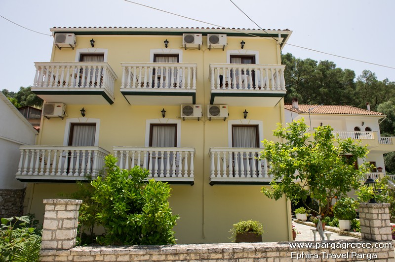 Number 126,with Studios and use of swimming pool in Parga