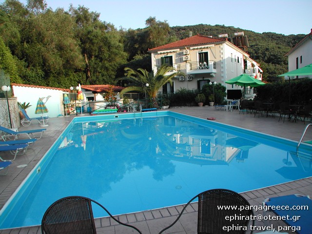 Link to number 99 in parga with swimming pool