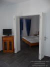 Apartment with seperate bedroom, seperate living room/kitchen for 3/4 persons