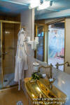 King Minos  bathroom s for 4 persons with sea views